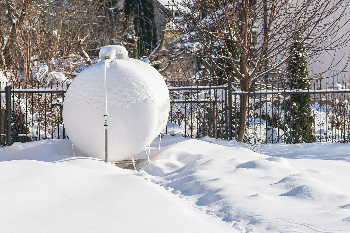 Read more about the article Jak dbać o naziemny zbiornik LPG przez cały rok, by ograniczyć korozję i zużycie osprzętu